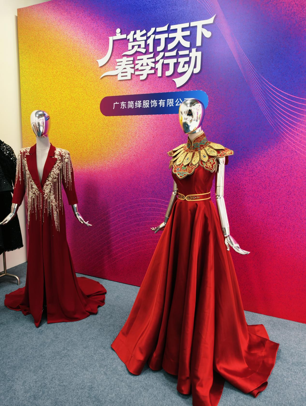 会呼吸的衬衫能发热的礼服……广东服装的黑科技穿上才知道
